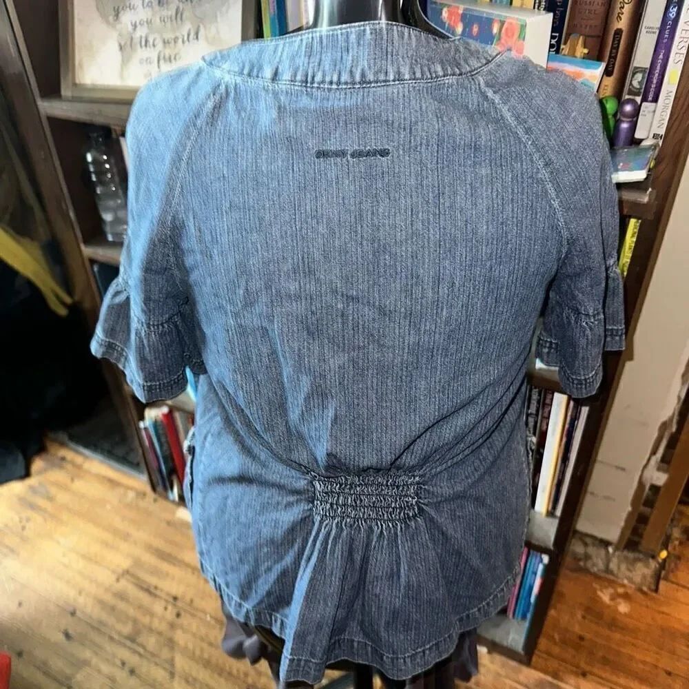 DKNY jeans vintage denim snap M short sleeve shirt - Picture 2 of 3
